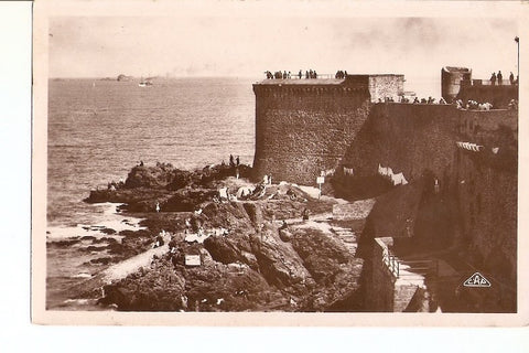 Postal 023065 : Saint-Malo, Les Remparts-Tour Bidouane