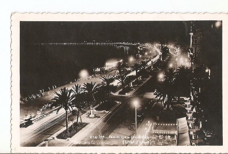 Postal 023109 : La Promenade (Effect de nuit)