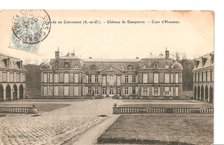 Postal 023156 : Vallee de Chevreuse - Château de Dampierre - Cour dHonneur