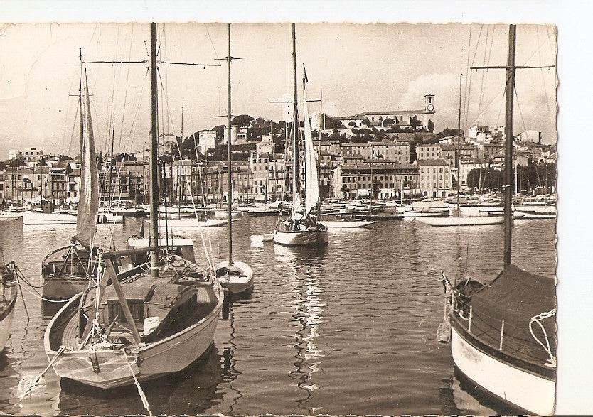 Postal 023189 : Cannes - Le port et le Suquet