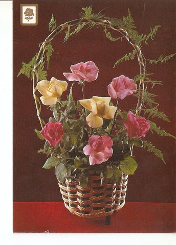 Postal 023346 : Cesta con flores