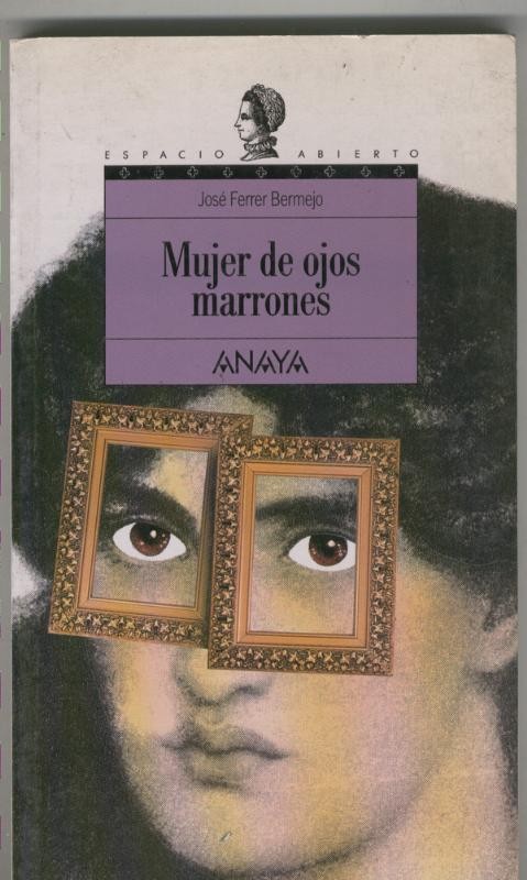 Mujer de ojos marrones