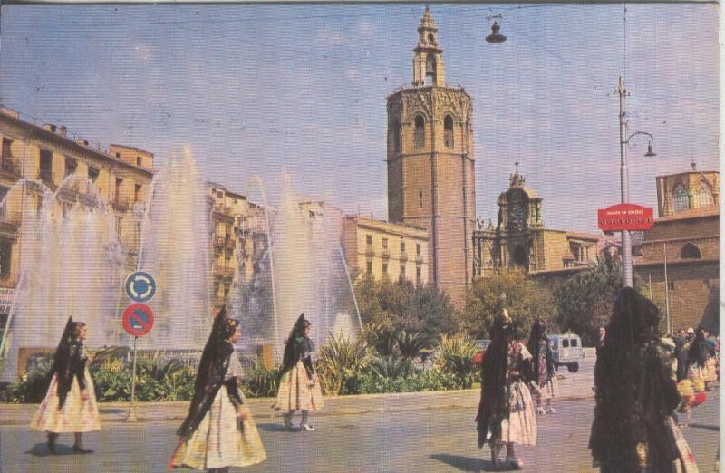 Postal 005341: Falleras en Plaza la Reina, Valencia