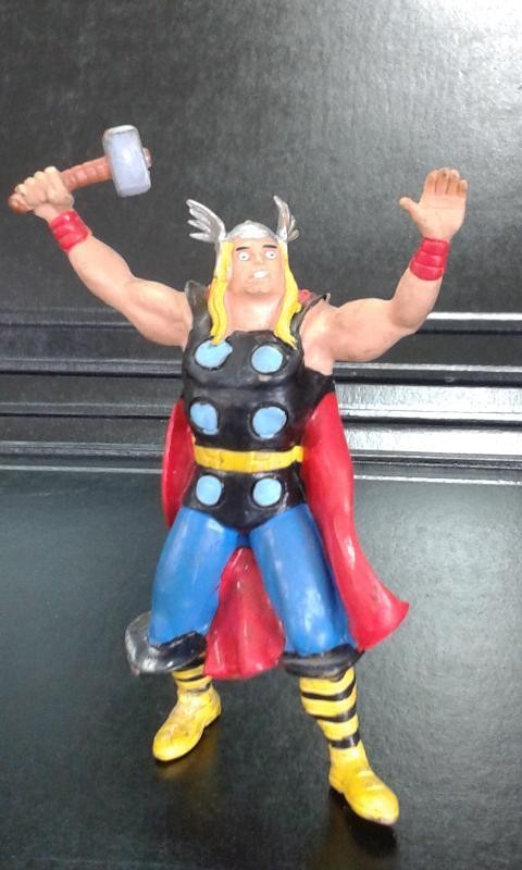 Muñeco de goma: Thor