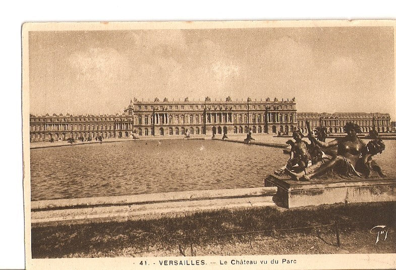 Postal 026818 : Versailles - Le Parc - Allee des Quinconces. The Park and the Quinconces lane