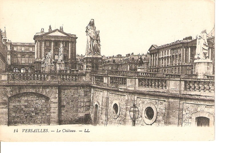 Postal 026819 : Versailles - Le Chäteau