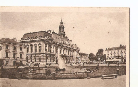 Postal 026835 : Tours, Place de lHôtel de Ville vers la Rue Nationale
