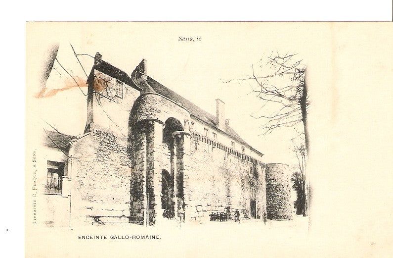 Postal 027000 : Enceinte Gallo-Romaine