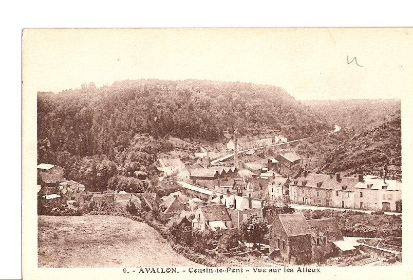 Postal 027042 : Avallon, Cousin le Pont, vue sur les Alleux