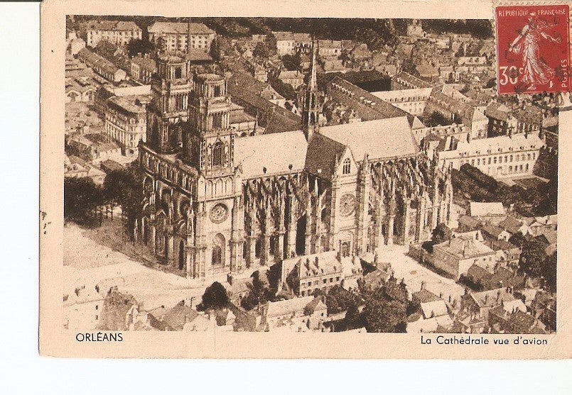 Postal 027086 : La Cathedrale vue davion. Orleans