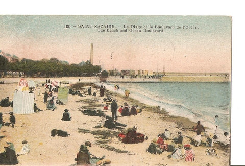 Postal 027330 : Saint Nazaire. La Plage et le Boulevard de lOcean. The Beach and Ocean Boulevard