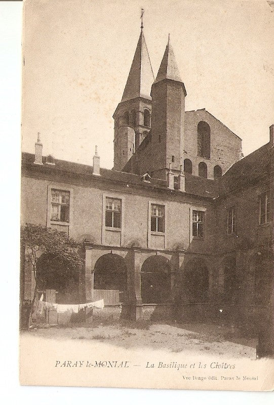 Postal 027392 : Paray le-Monial - Le Basilique et les Cloitres
