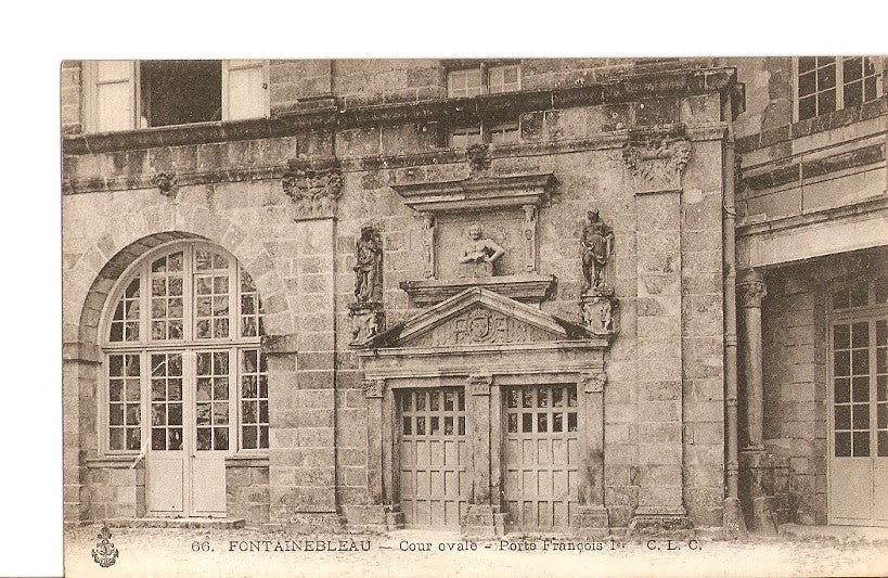 Postal 027408 : Fontainebleau - Cour ovale. Porte François 