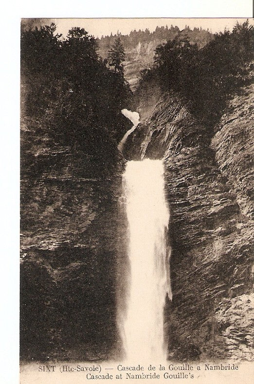Postal 027624 : Sixt (Hte-Saovie) - Cascade de la Gouille a Nambride Cascade at Nambride Gouilles