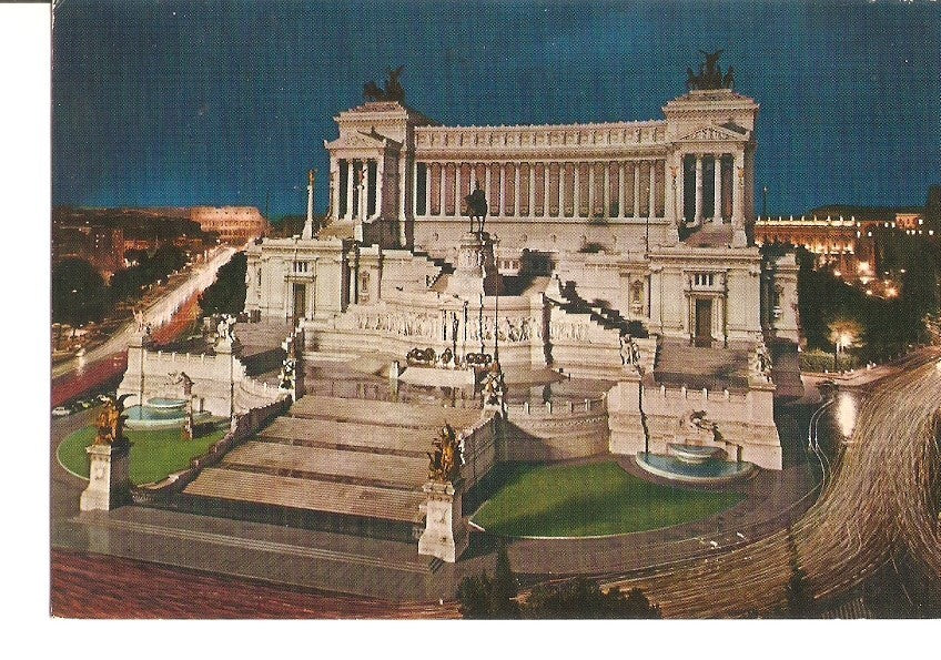 Postal 027755 : Roma di notte. Piazza Venezia e Monumento a Vittorio Emanuele 11o