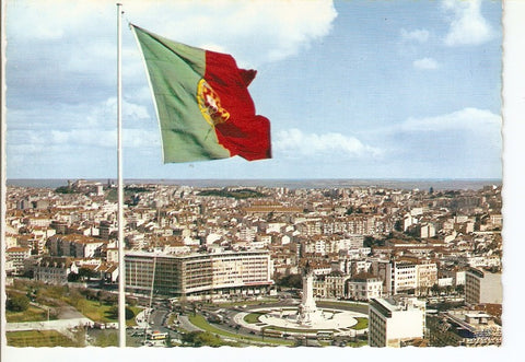 Postal 027860 : Lisboa. Praça Marquês de Pombal e vista parcial
