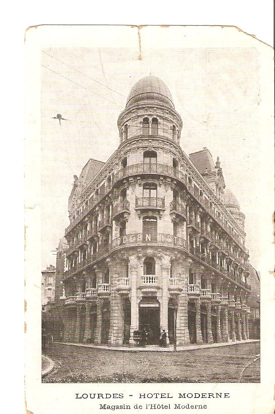 Postal 027947 : Lourdes - Hotel Moderne, Magasin de lHôtel Moderne