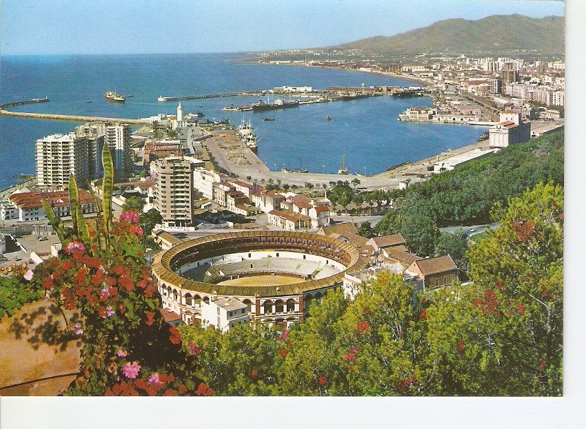 Postal 027966 : Malaga la Bella, Vista general de dia