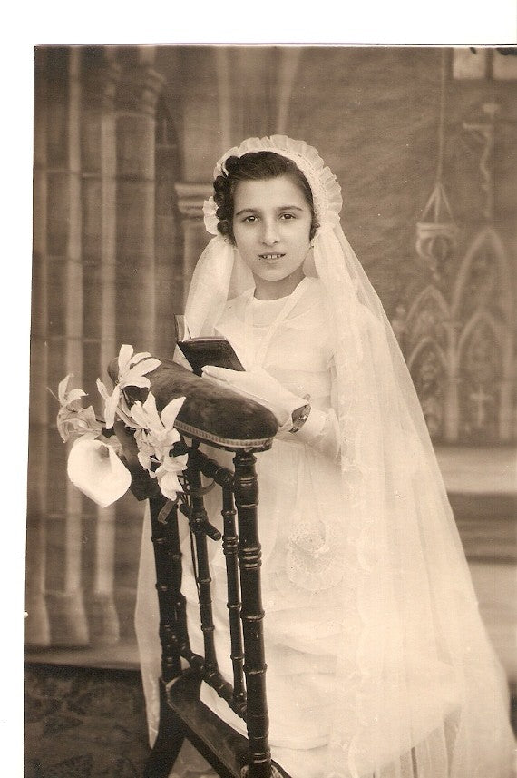Postal 028029 : Niña haciendo la Comunion