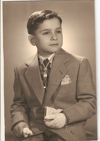 Postal 028030 : Niño haciendo la Comunion