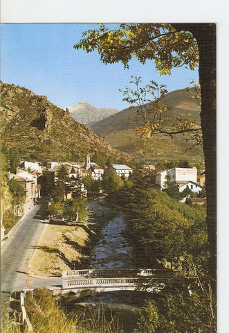 Postal 028109 : Ribas de Freser (Gerona), vista panoramica y rio Freser