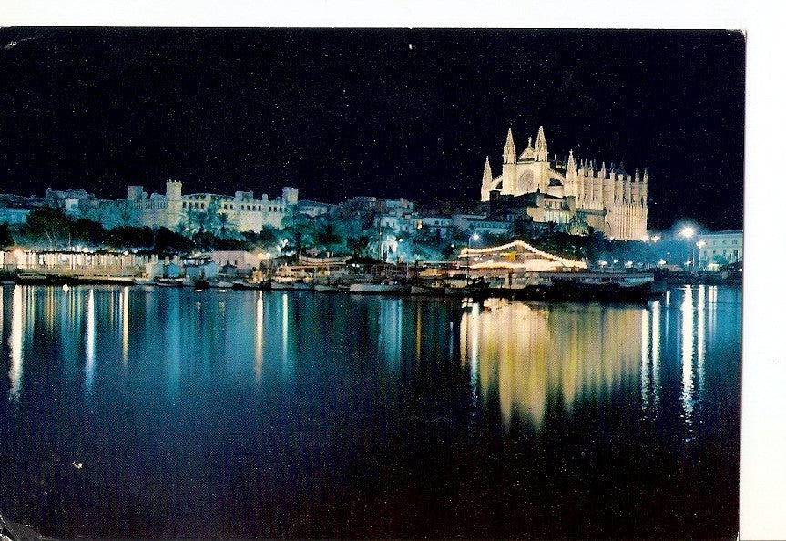 Postal 028156 : Mallorca, Palma. Catedral y vista parcial del a bahia, de noche