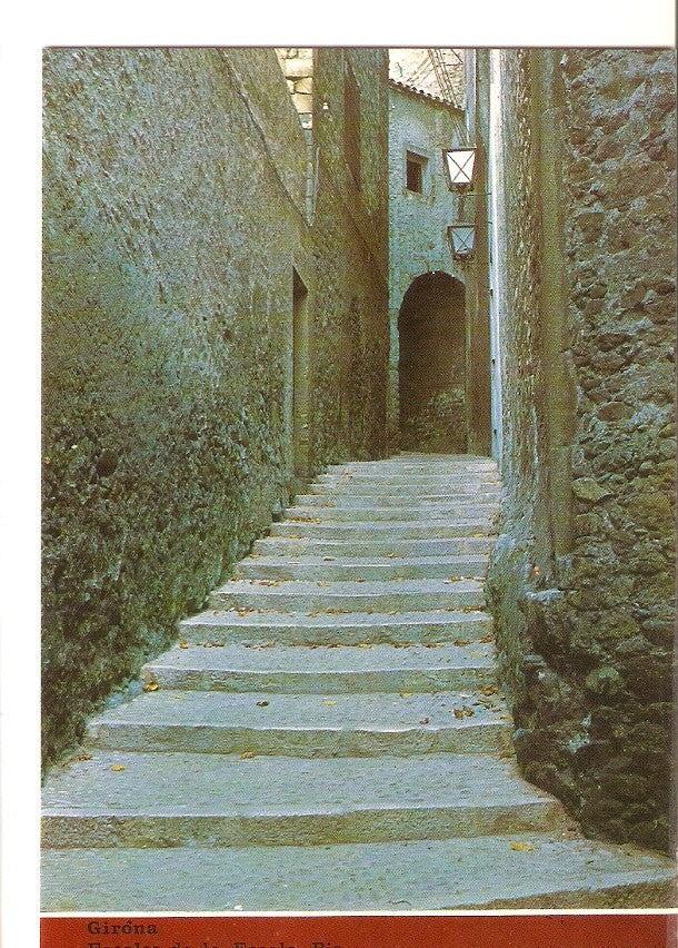 Postal 028304 : Gerona, escaleras de la Escuela Pia