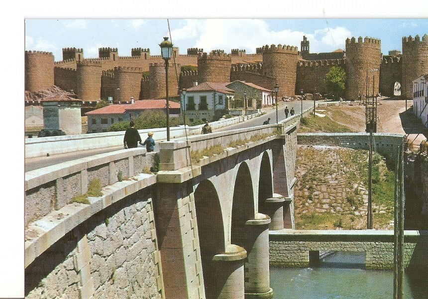 Postal 028412 : Avila. Puente sobre el Adaja y murallas
