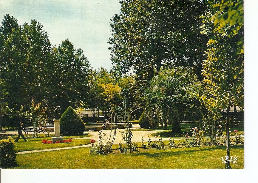 Postal 028467 : Perpignan (Pyrenees Orientales), Le Jardin denfants