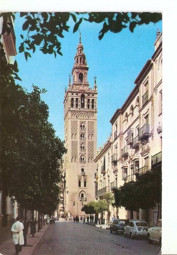 Postal 028504 : Sevilla, La Giralda desde la calle Mateo Gago