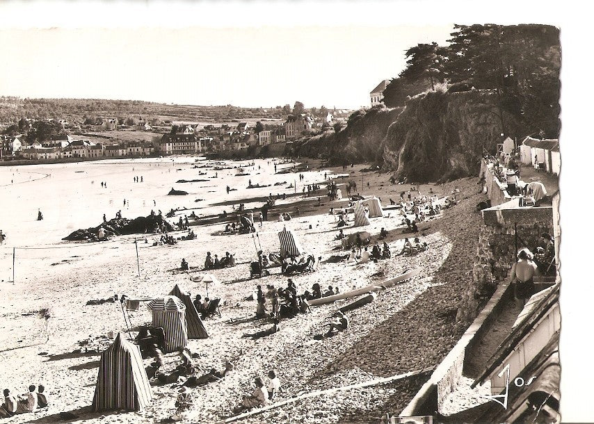 Postal 028529 : Bretagne, Morgat (Finitere), La grande plage cate du port