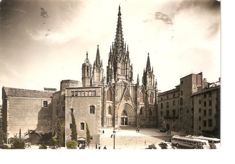 Postal 028819 : Una vista de la Catedral de Barcelona