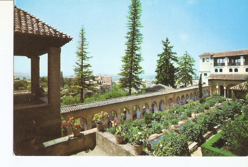 Postal 028895 : Granada, Generalife. Detalle del patio