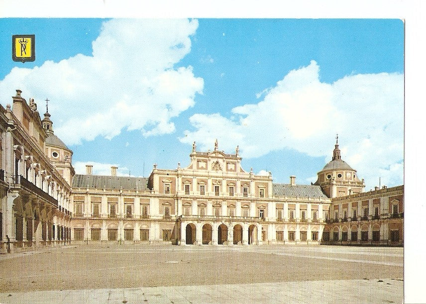 Postal 028917 : Aranjuez. Palacio Real, Fachada de la Plaza de Armas