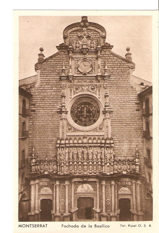 Postal 029074 : Montserrat. Fachada de la Basilica