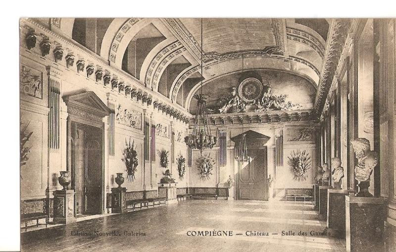 Postal 028806 : Compiegne - Chateau - Salle des Gardes