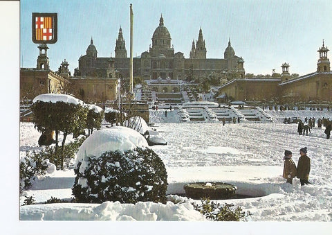 Postal 024523 : Fuente Monumental y Palacio Nacional de Montjuich. Barcelona. Nevada
