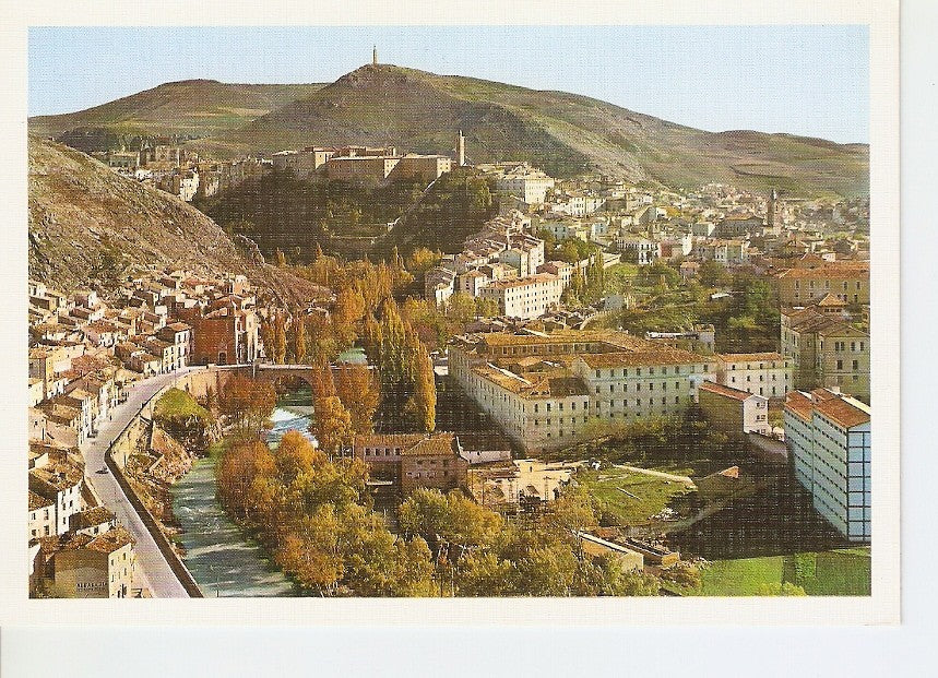 Postal 024543 : Vista panoramica y rio Jucar