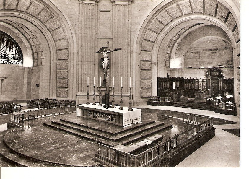 Postal 024704 : Cripta-Basilica Altar Mayor y Coro