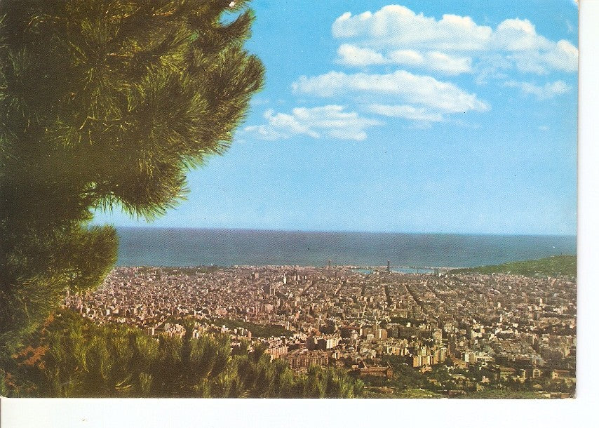 Postal 024856 : Vista de la ciudad de Barcelona desde el Tibidabo