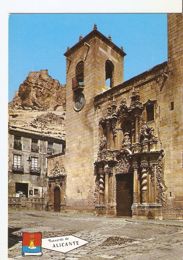 Postal 025026 : Portal iglesia Santa Maria. Alicante