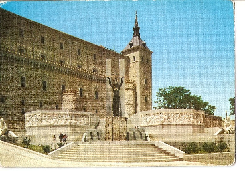 Postal 025132 : Monumento al Angel de la Victoria - Toledo