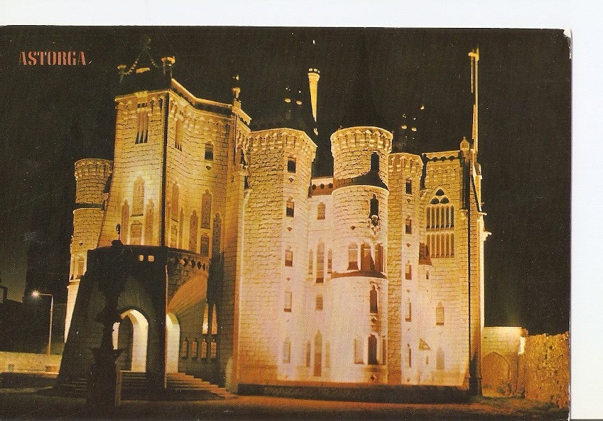 Postal 025188 : Palacio de Gaudi. Nocturna. Astorga (Leon)