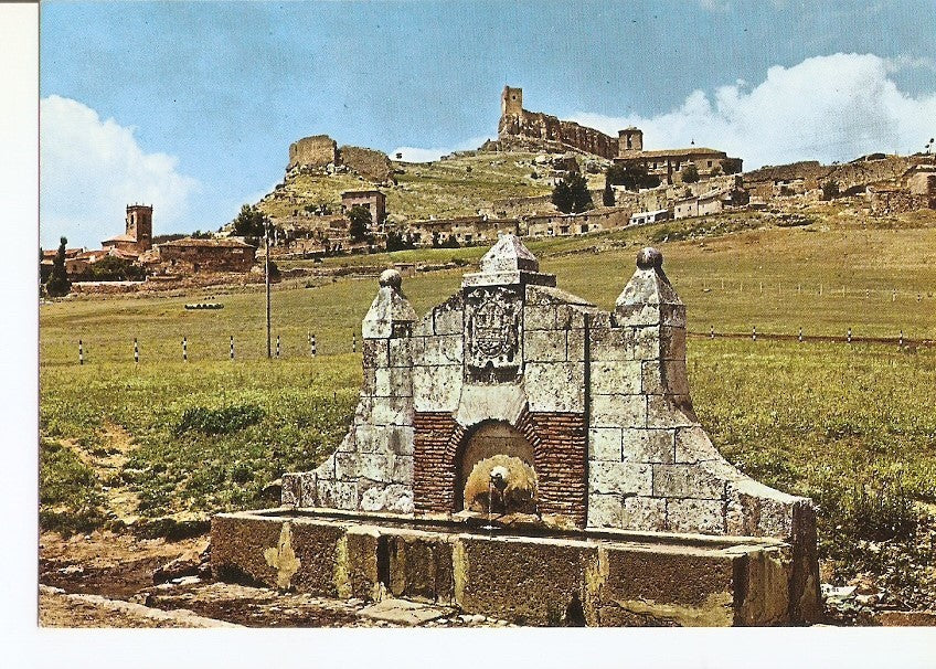 Postal 025224 : Vista parcial y Castillo. Atienza (Guadalajara)