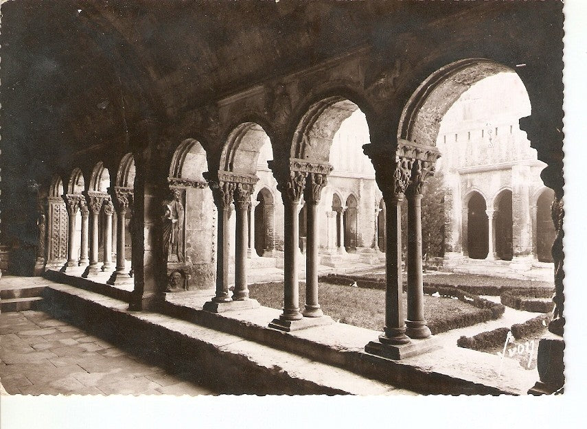 Postal 025272 : Claustro de Saint-Trophime. Arles