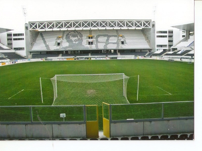 Foto Futbol 025427 : Estadio de futbol aleman ?