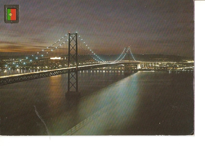 Postal 025587 : Cinco Continentes. Lisboa (Portugal). Puerto Salazar. Vista nocturna