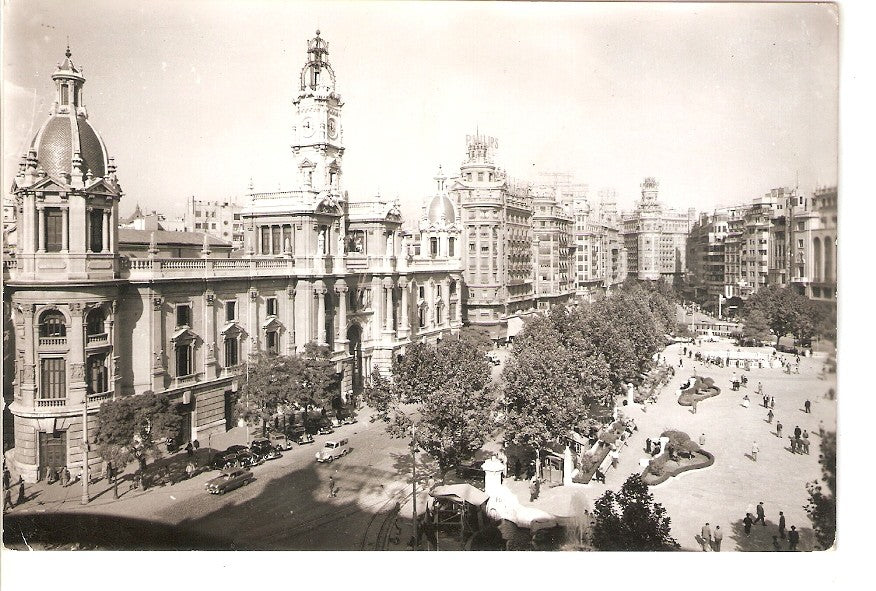 Postal 025619 : Plaza del Caudillo. Auntamiento. Valencia