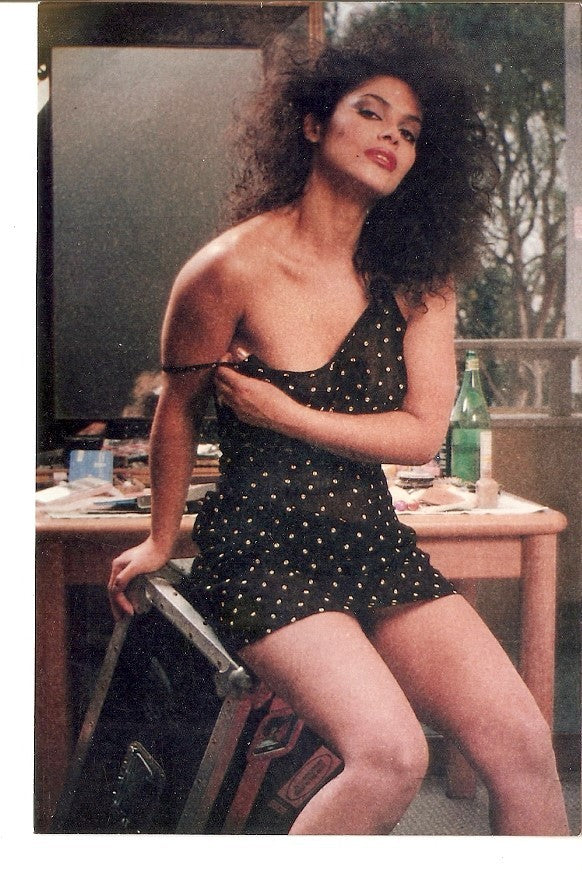 Postal 025622 : Mujer
