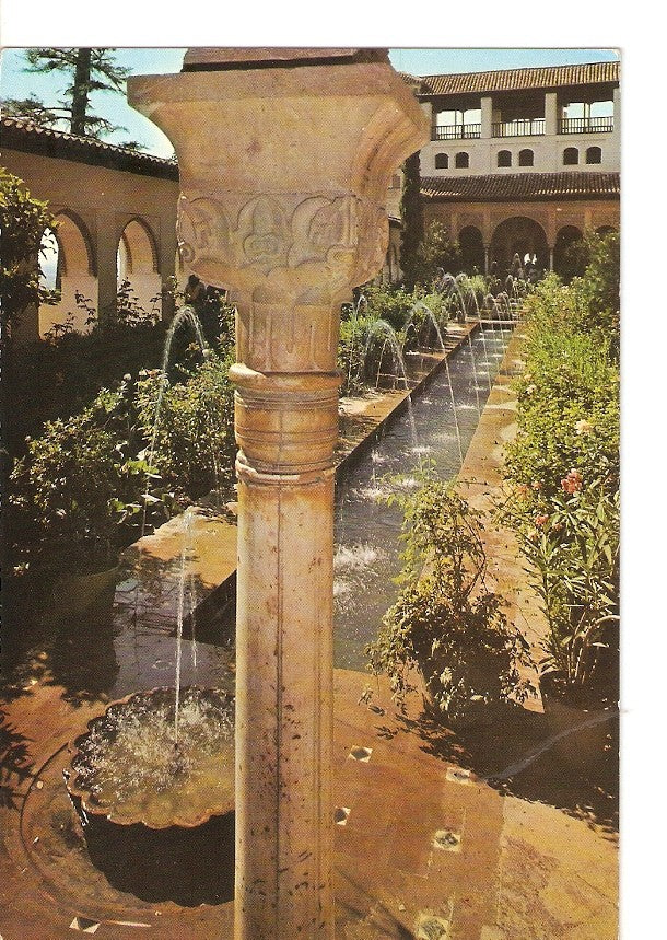 Postal 025627 : Patio de los Surtidores. Generalife. Granada